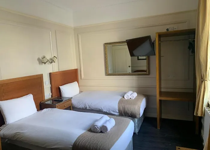 Beech Mount Hotel - Free Parking